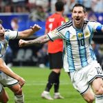 Lionel Messi cieszący się z bramki