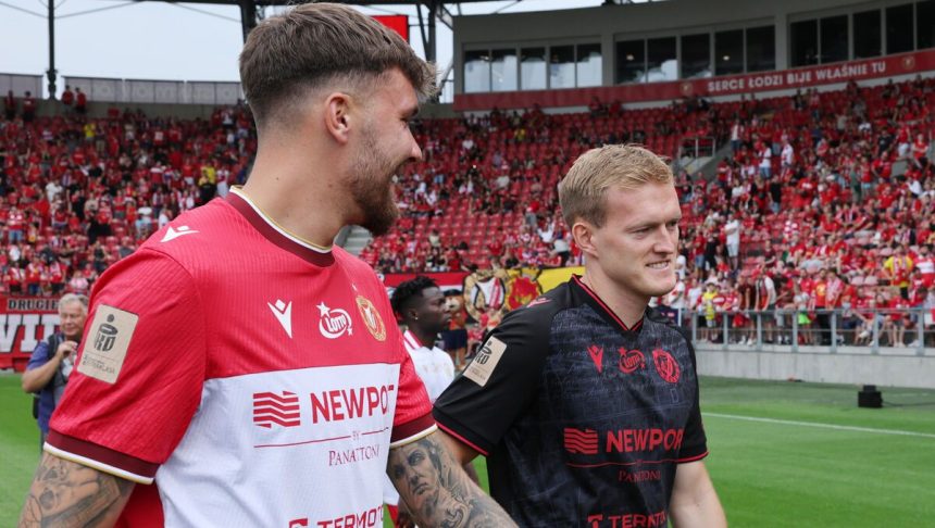 Piłkarze Widzewa Łódź przed meczem