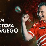 Krzysztof Ratajski w koszulce z logo CANAL+